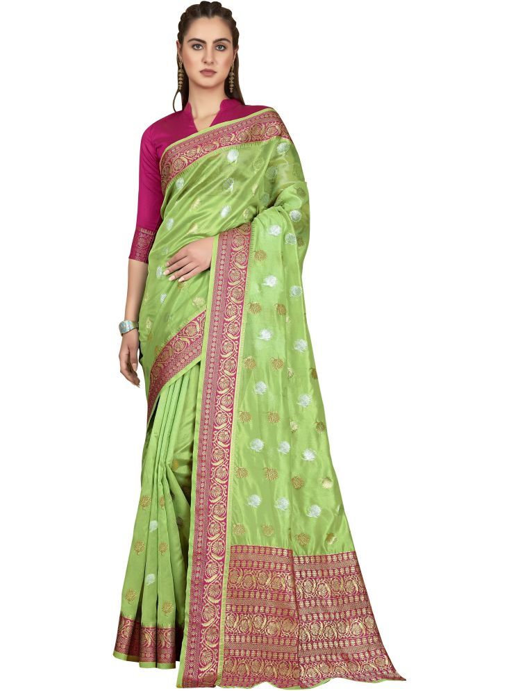     			Sariya Pack of 1 Jacquard Self Design Saree With Blouse Piece ( Green )