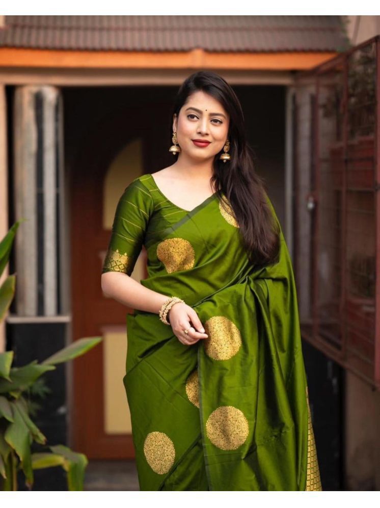     			Vividvibe Banarasi Silk Printed Saree With Blouse Piece - LightGreen ( Pack of 1 )