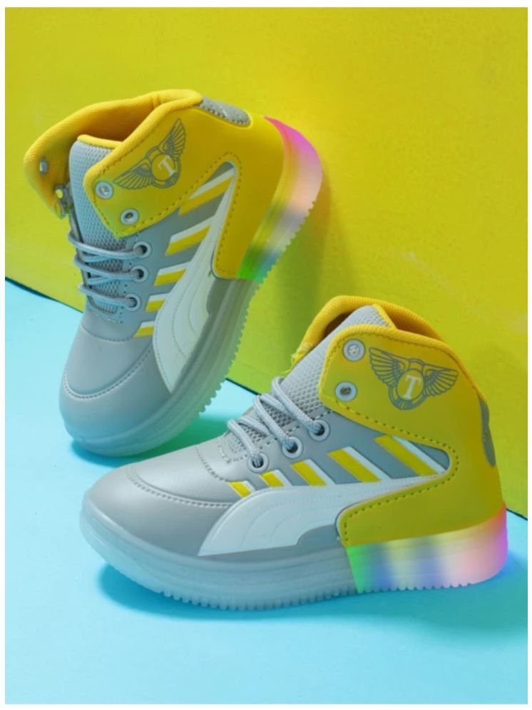     			ICONIC ME - Yellow Boy's LED Shoes ( 1 Pair )