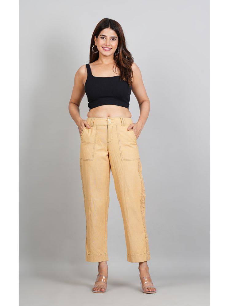     			CHAKKAR Cream Cotton Blend Regular Women's Casual Pants ( Pack of 1 )