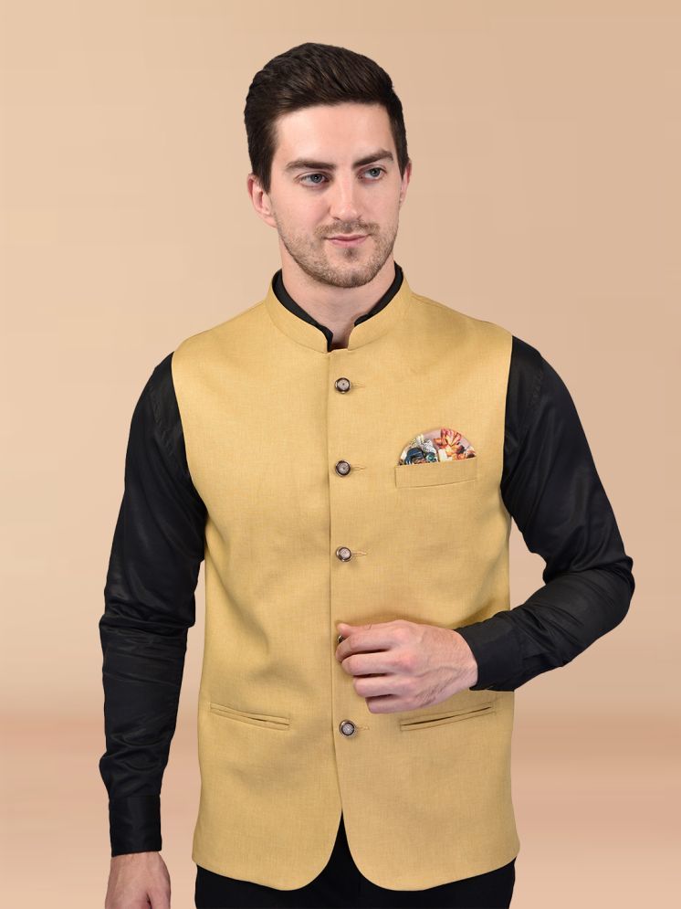     			BOWLIFESTYLE Yellow Cotton Blend Men's Nehru Jacket ( Pack of 1 )