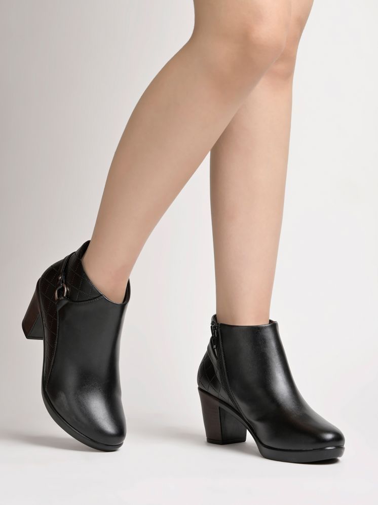     			Shoetopia - Black Girl's Boots ( 1 Pair )