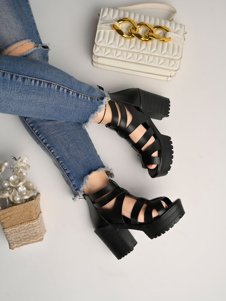     			Shoetopia Smart Casual Black Block Heeled Sandal For Girls