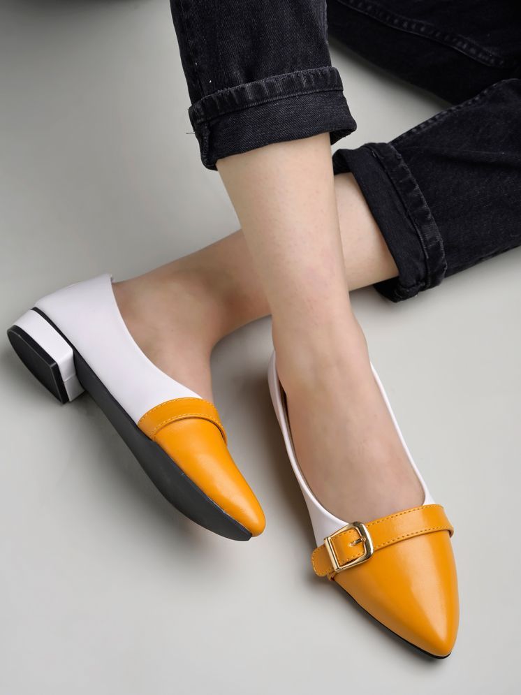     			Shoetopia Pointed Toe Yellow Belly For Girls