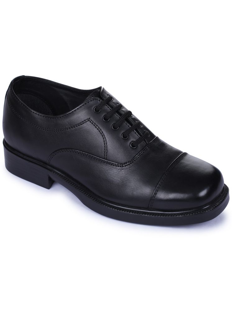     			Liberty Black Men's Oxford Formal Shoes